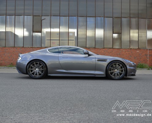 MEC Design Aston Martin DBS "Royale" with CCD10 10Jx21 and 12Jx21 wheels