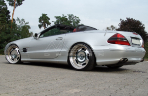 R230 SL Roadster Mercedes Tuning AMG Bodykit Felgen Auspuff Spurverbreiterung Carbon