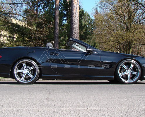 SL500 with one piece 9+10,5 with 245+285 spacers 30+25mm