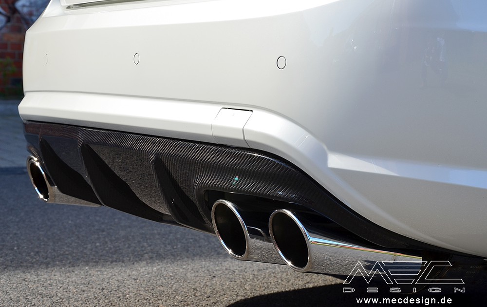 Rear Diffuser (pre-facelift). Only for vehicles with AMG Rear Bumper/AMG Styling package (Original insert will be swapped against our Diffusor).