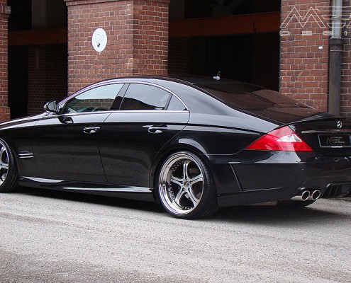Black CLS with bodykit and mecxtremeIII 9,5 + 11 x 20